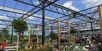 Custom Retail Garden Center Greenhouses — Next G3n Greenhouse
